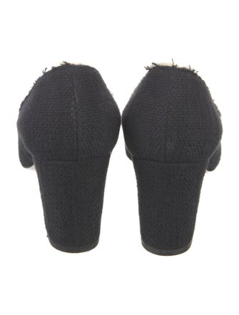 Chanel 2011 Interlocking CC Logo