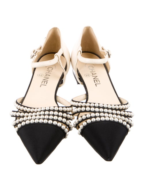 Chanel Interlocking CC Logo Leather D'Orsay Flats