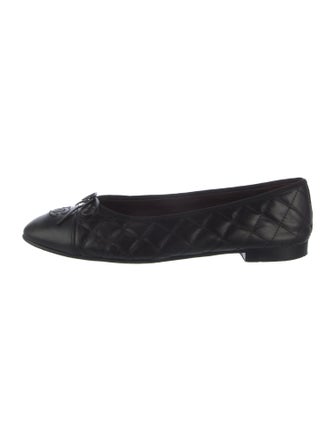 Chanel Interlocking CC Logo Leather Ballet Flats