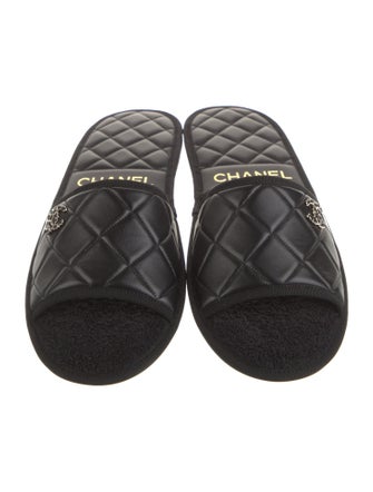 Chanel 2021 Interlocking CC Logo Slides