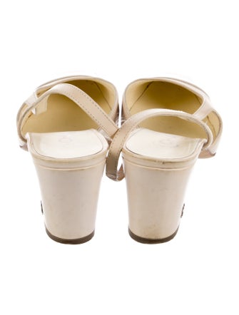 Chanel Interlocking CC Logo Leather Slingback Pumps