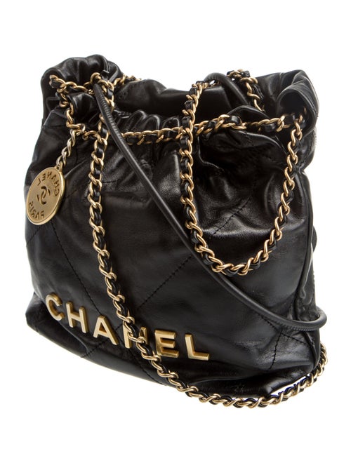 Chanel 2023 Mini 22 Hobo