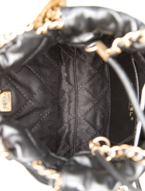 Chanel 2023 Mini 22 Hobo