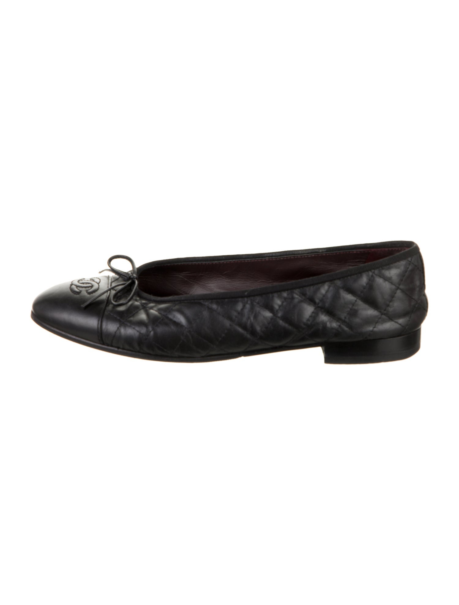 Chanel Interlocking CC Logo Leather Ballet Flats