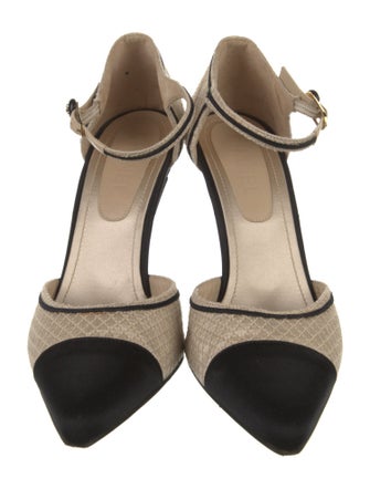 Chanel Interlocking CC Logo D'Orsay Pumps