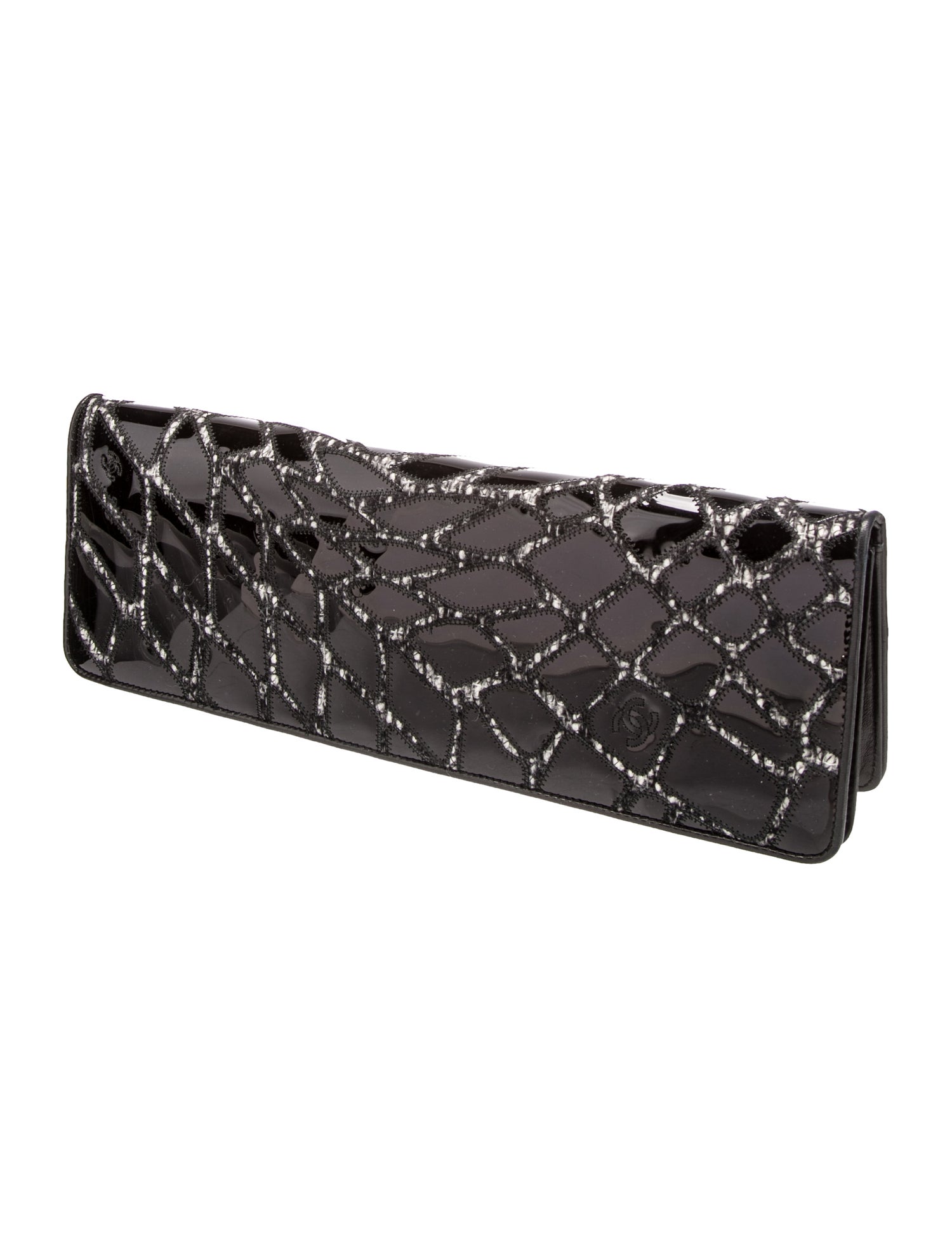 Chanel E/W Scales Patent Clutch