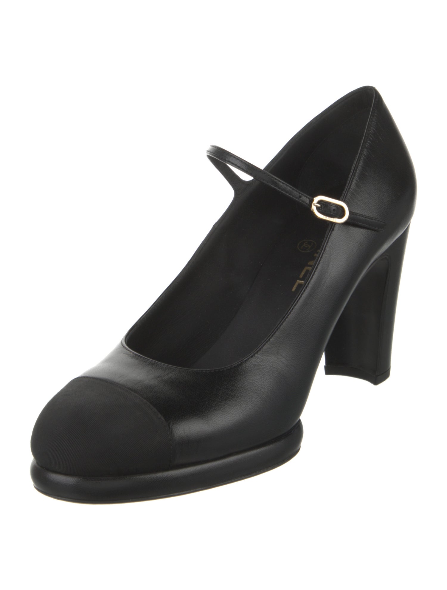 Chanel Interlocking CC Logo Leather Pumps