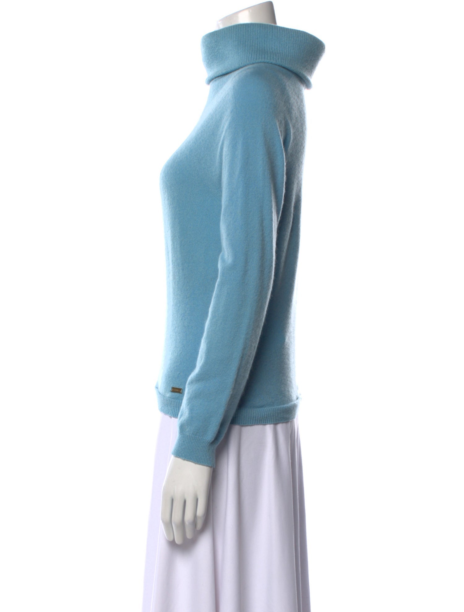 Chanel Vintage 2001 Sweater