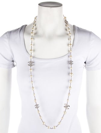 Chanel 2020 Faux Pearl & Strass CC Station Necklace