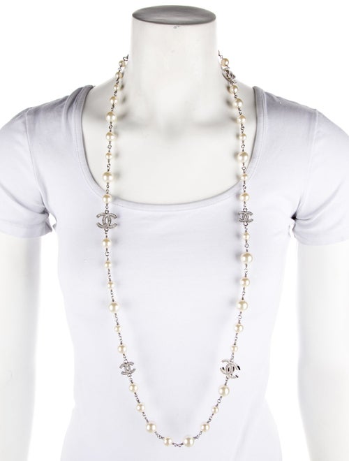 Chanel 2020 Faux Pearl & Strass CC Station Necklace