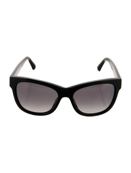 Chanel Interlocking CC Logo Wayfarer Sunglasses