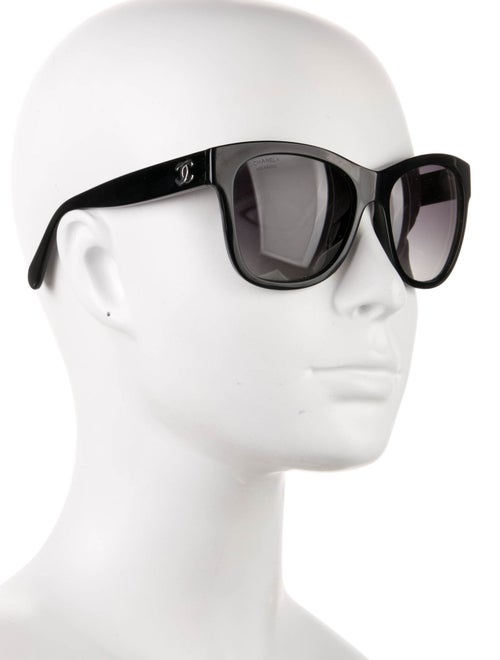 Chanel Interlocking CC Logo Wayfarer Sunglasses