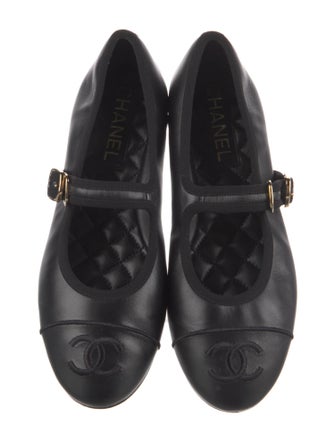 Chanel 2024 Interlocking CC Logo Flats