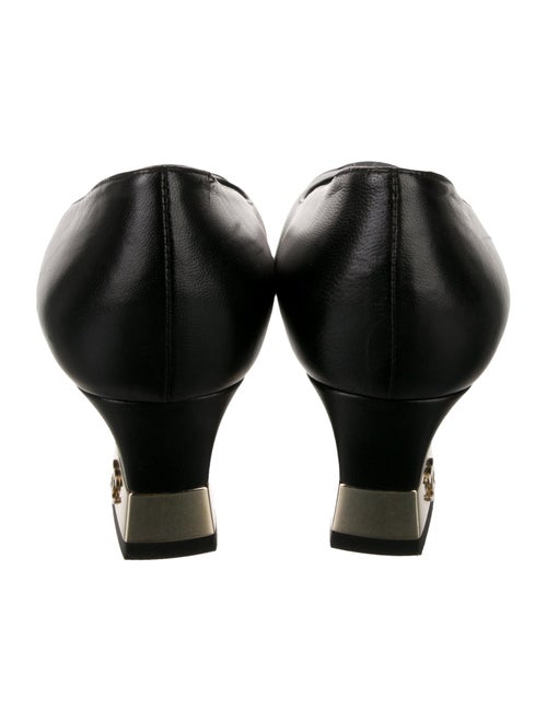 Chanel 2020 Interlocking CC Logo Pumps