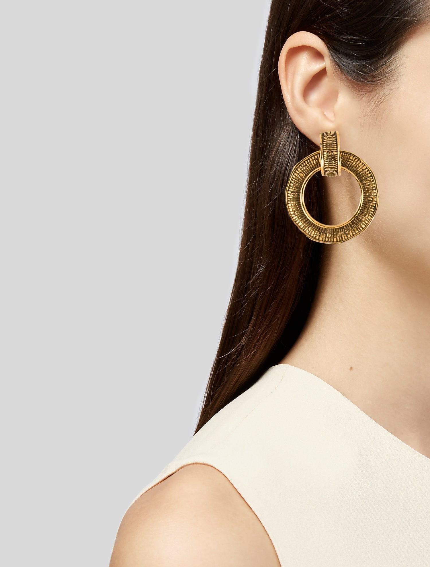 Chanel Vintage Clip-On Dop Earrings