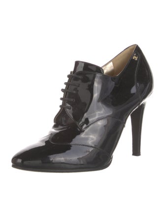 Chanel Interlocking CC Logo Patent Leather Lace-Up Boots