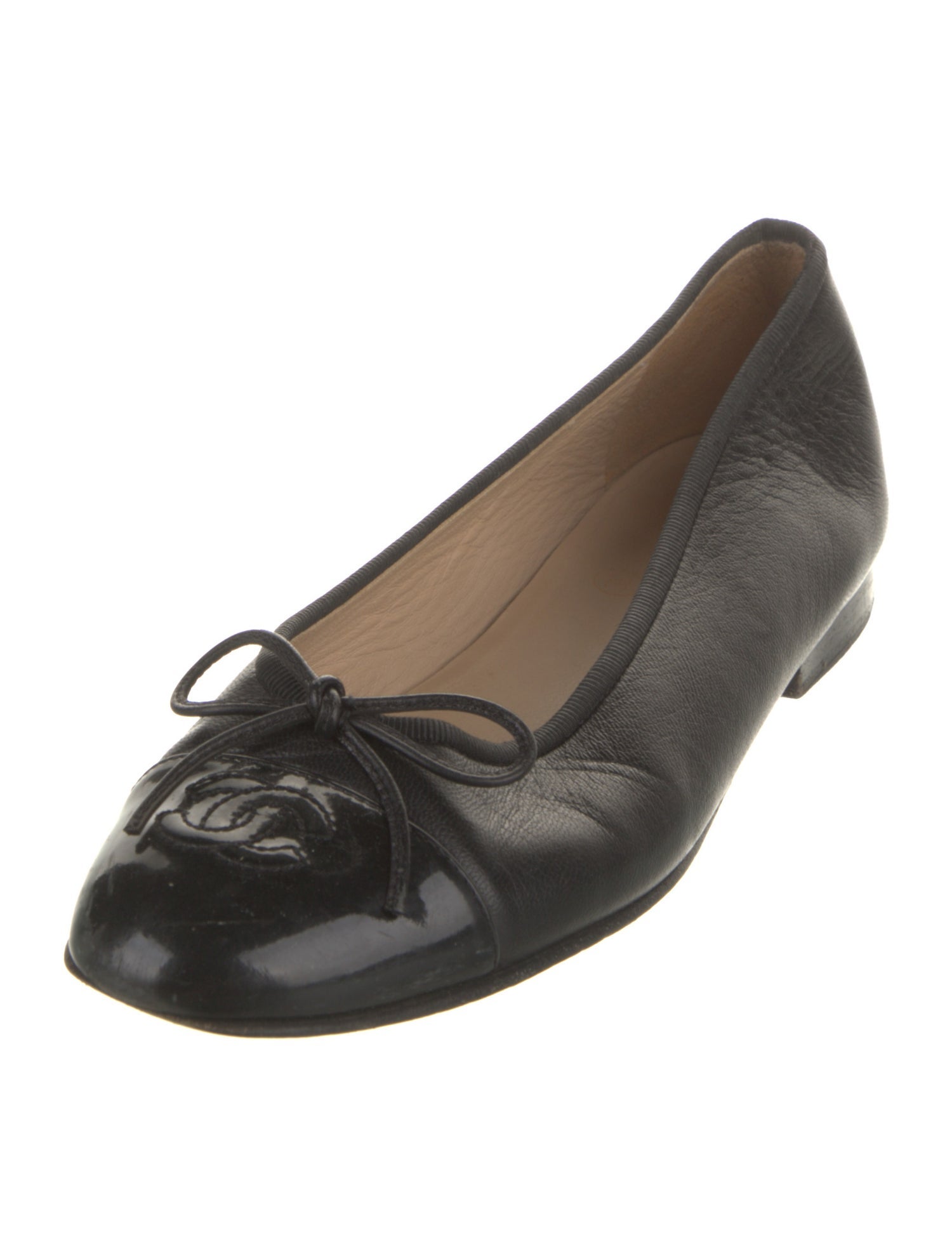Chanel Interlocking CC Logo Leather Ballet Flats