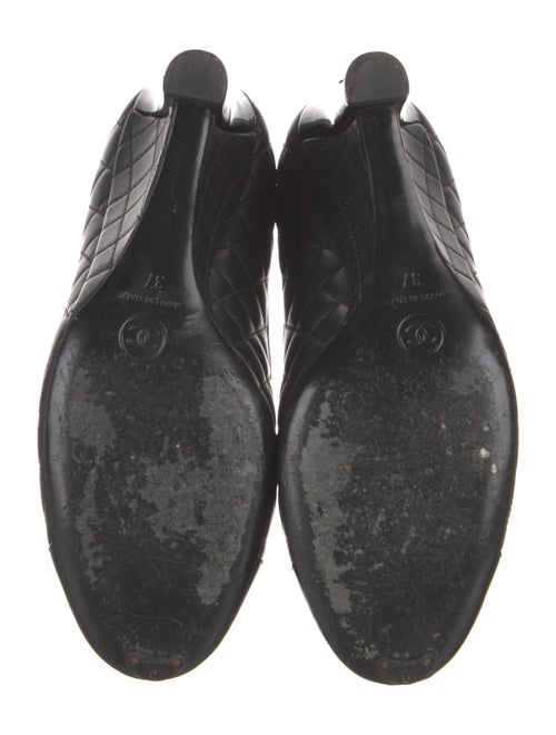 Chanel 2012 Interlocking CC Logo Pumps