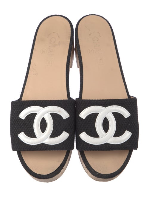 Chanel Interlocking CC Logo Canvas Slides