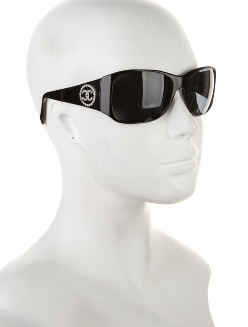 Chanel Interlocking CC Logo Square Sunglasses