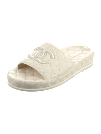 Chanel Interlocking CC Logo Leather Espadrilles