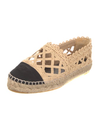 Chanel 2018 Interlocking CC Logo Espadrilles