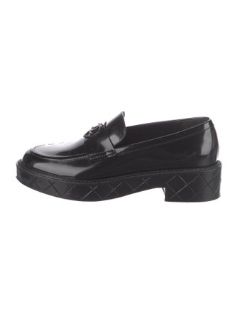Chanel 2024 Interlocking CC Logo Loafers
