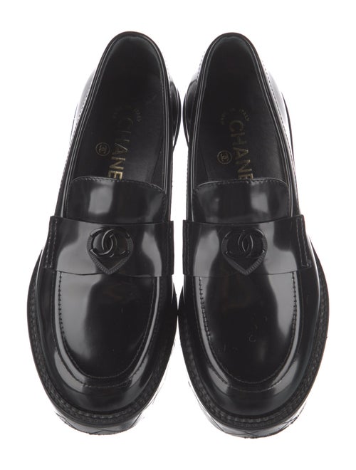 Chanel 2024 Interlocking CC Logo Loafers