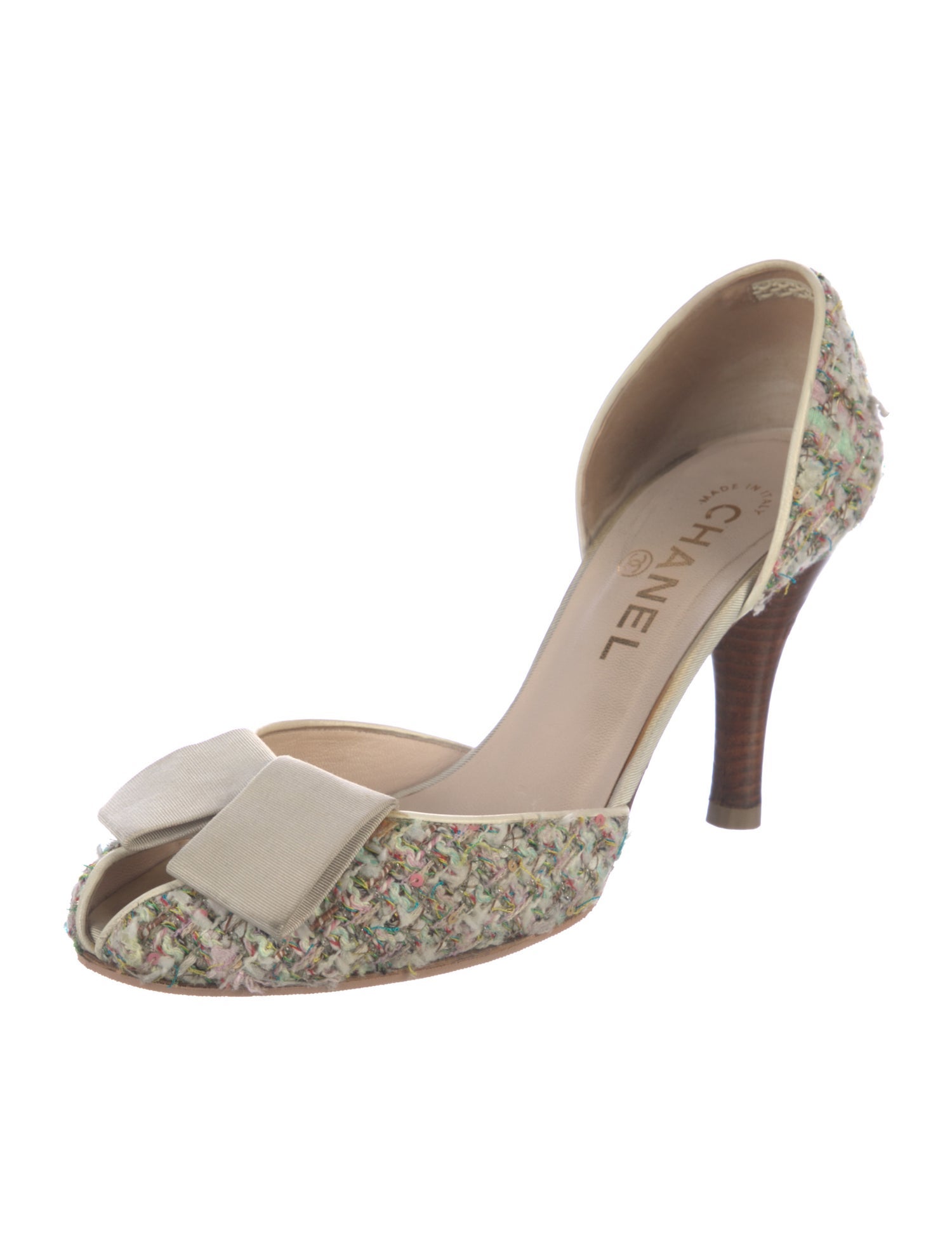 Chanel Interlocking CC Logo Tweed D'Orsay Pumps
