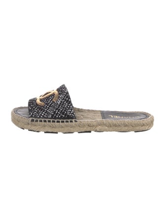 Chanel 2024 Interlocking CC Logo Espadrilles
