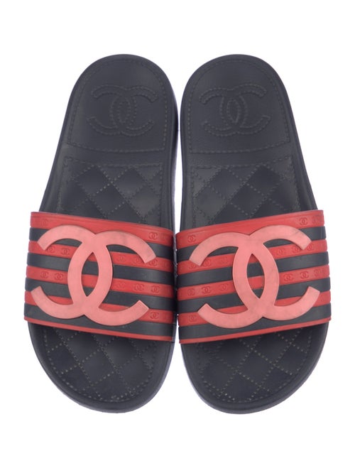 Chanel 2016 Interlocking CC Logo Slides