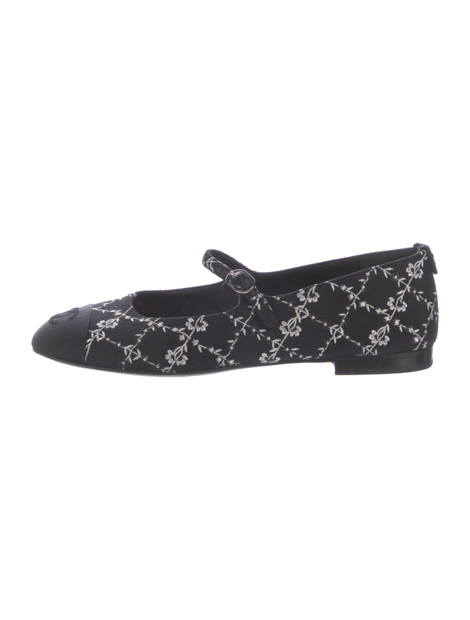 Chanel Interlocking CC Logo Grosgrain Trim Mary Jane Flats