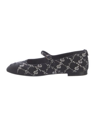 Chanel Interlocking CC Logo Grosgrain Trim Mary Jane Flats