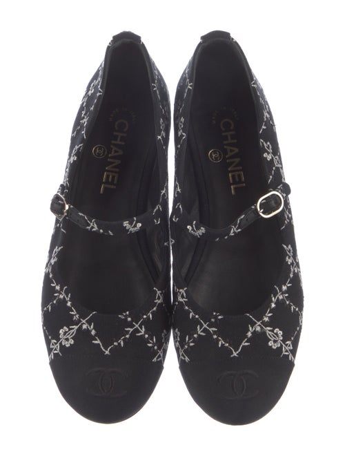 Chanel Interlocking CC Logo Grosgrain Trim Mary Jane Flats