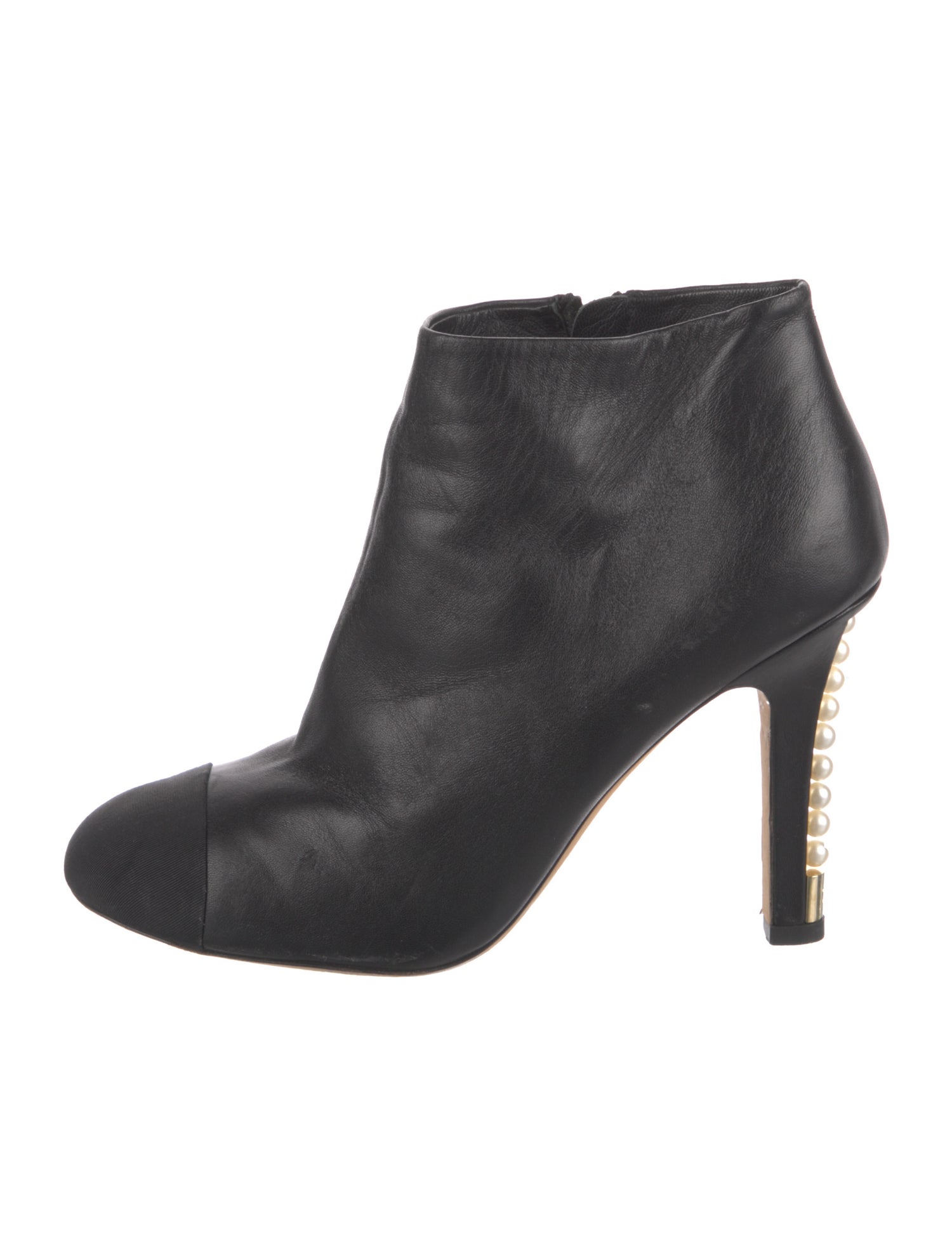 Chanel Interlocking CC Logo Leather Boots