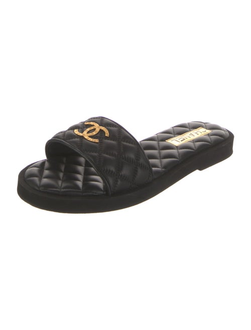 Chanel 2023 Interlocking CC Logo Slides