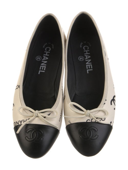 Chanel 2023 Interlocking CC Logo Ballet Flats