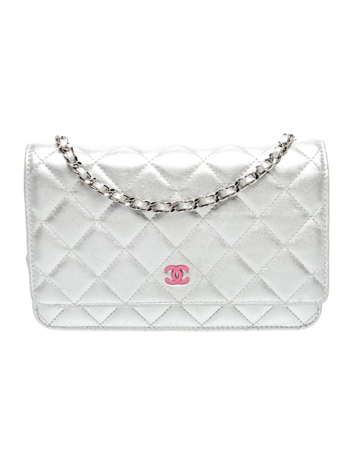 Chanel Classic Wallet On Chain