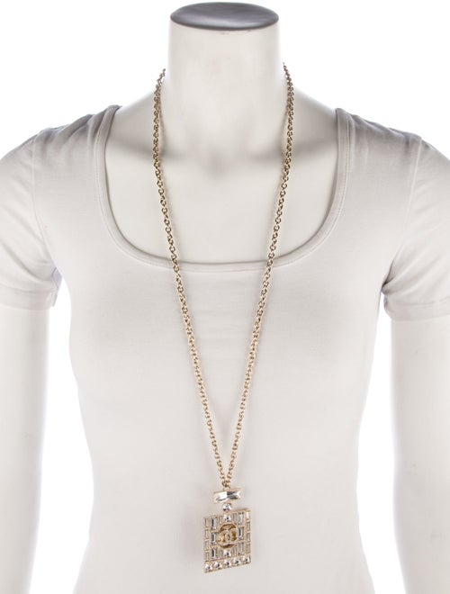 Chanel 2024 Strass CC Pendant Necklace