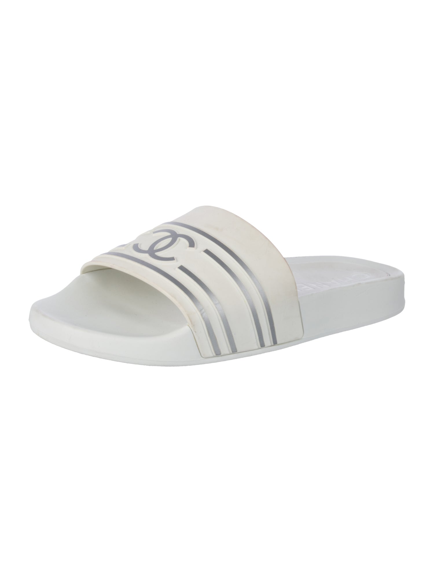 Chanel 2019 Interlocking CC Logo Slides