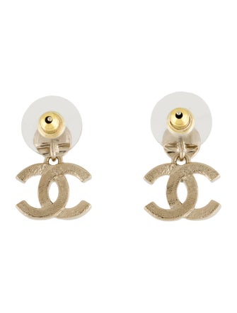Chanel 2025 Strass CC Drop Earrings