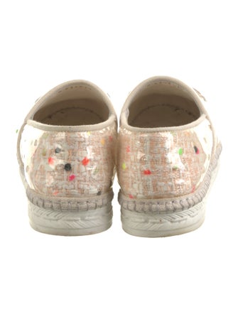 Chanel 2019 Interlocking CC Logo Espadrille Sneakers