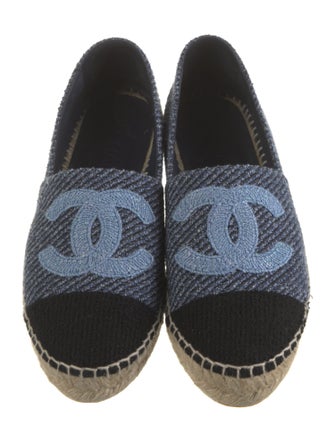 Chanel 2020 Interlocking CC Logo Espadrilles