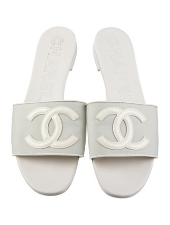 Chanel 2023 Interlocking CC Logo Slides