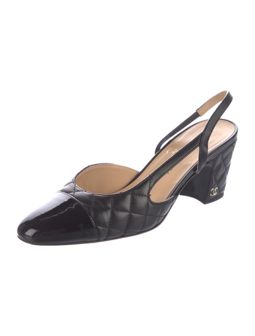 Chanel Interlocking CC Logo Leather Slingback Pumps