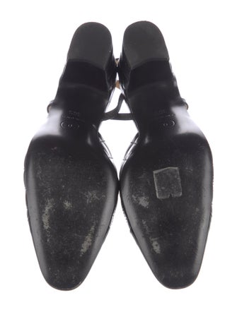 Chanel Interlocking CC Logo Leather Slingback Pumps