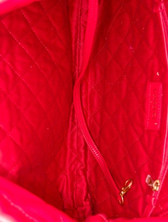 Chanel 2023 Small 22 Hobo