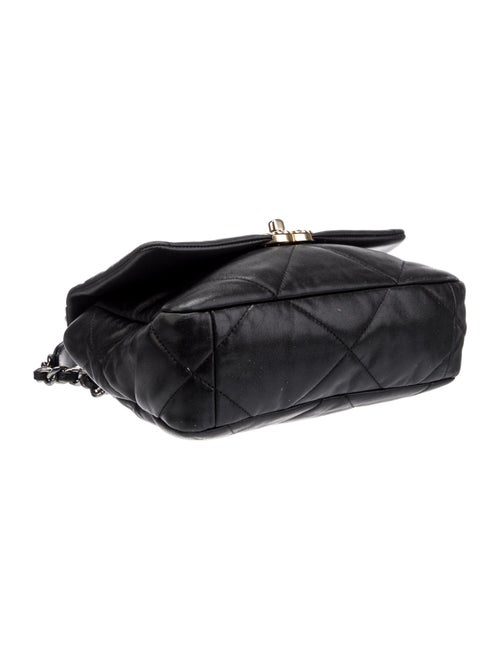 Chanel Medium 19 Flap Bag