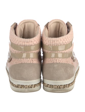 Chanel 2020 Interlocking CC Logo Espadrille Sneakers