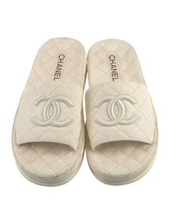 Chanel 2021 Interlocking CC Logo Espadrilles